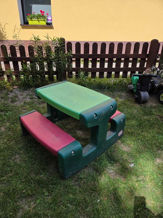 Stolik piknikowy Little tikes