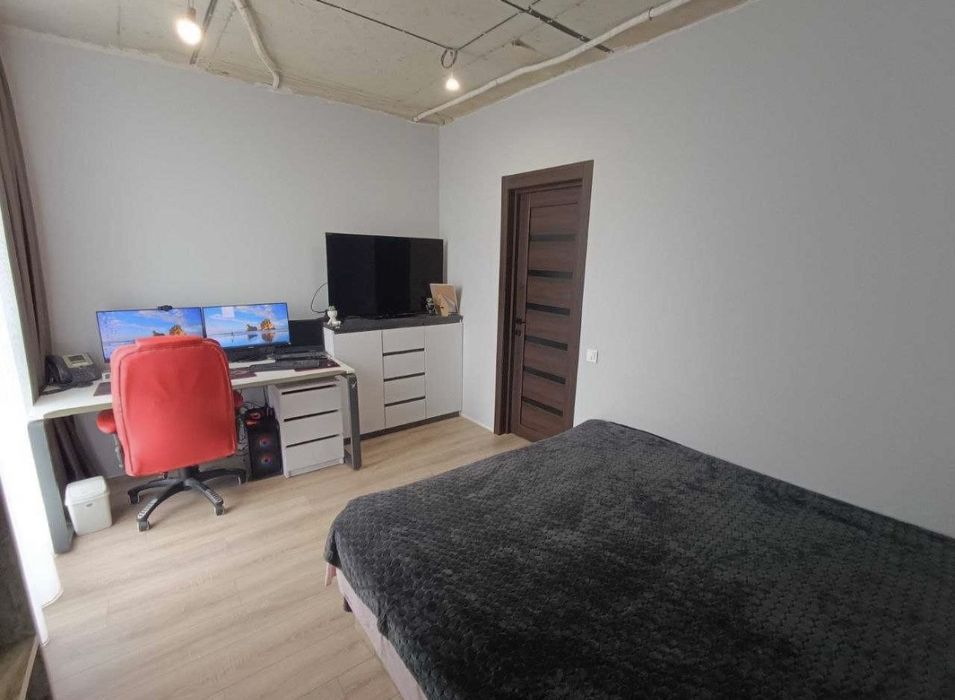 Продаж 2-кім. квартири 70м2 5 хв до Вікторії Гарденс 5 хв