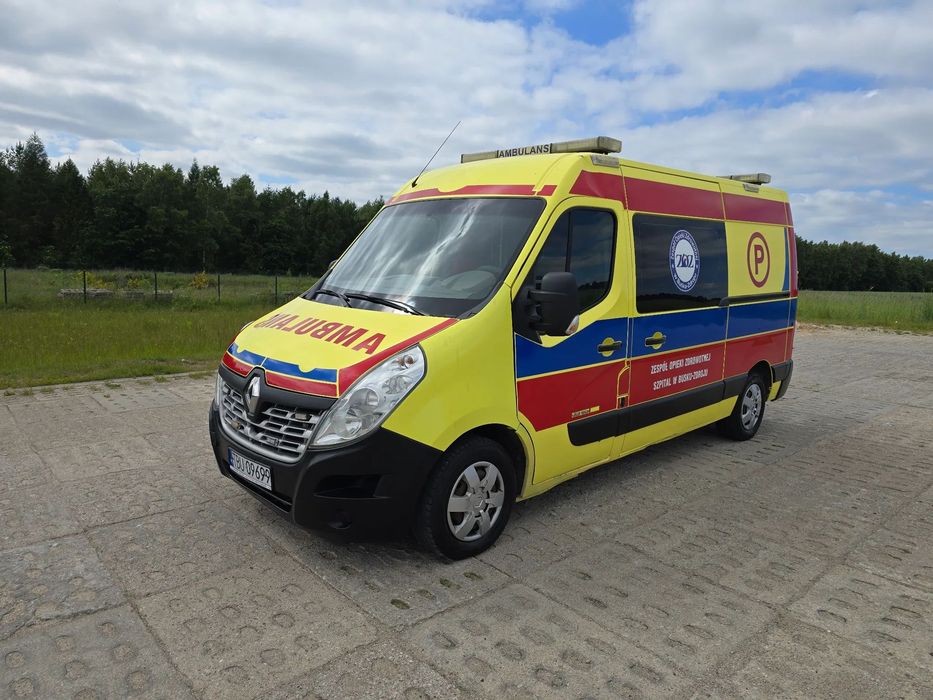 Renault Master  FAKTURA / Karetka Ambulans Renault Master 2016r. 2.3 170KM / 6 osobowy