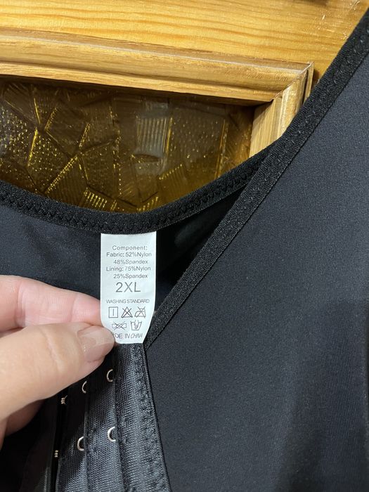 Bielizna wyszczuplająca 48