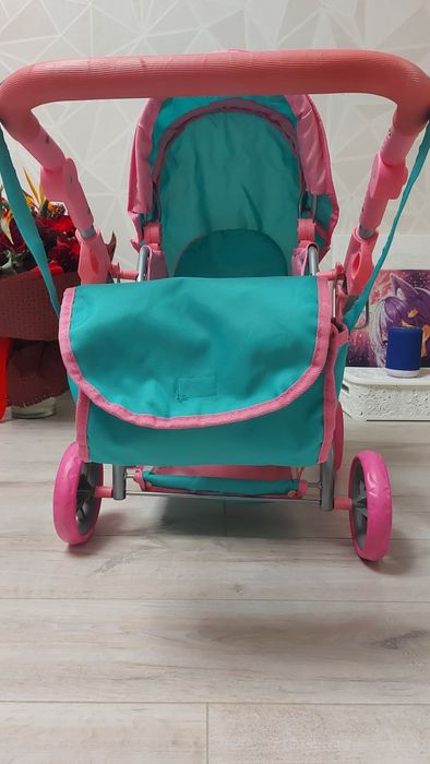 Коляска для ляльки