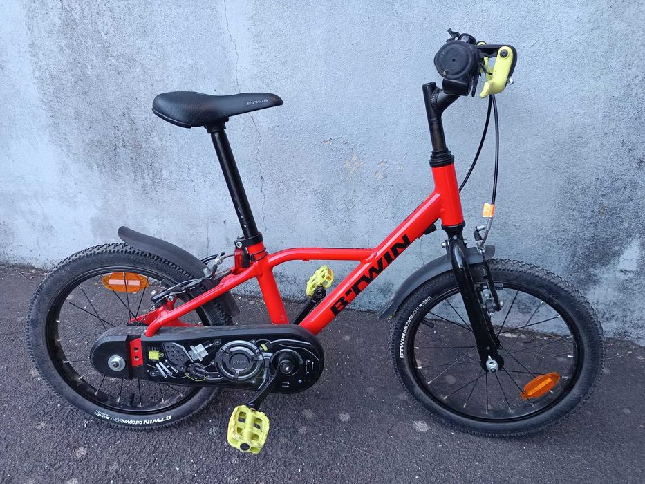 Bicicleta de criança BTWIN 4 a 6 anos - praticamente nova