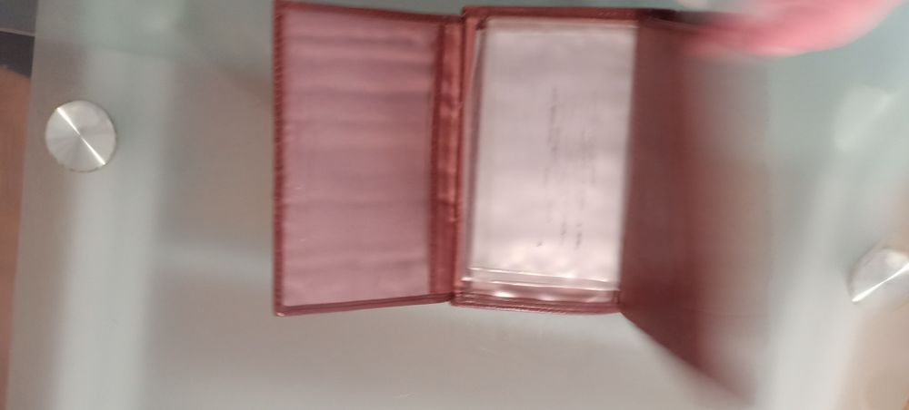 Lote de duas carteiras de homem em pele