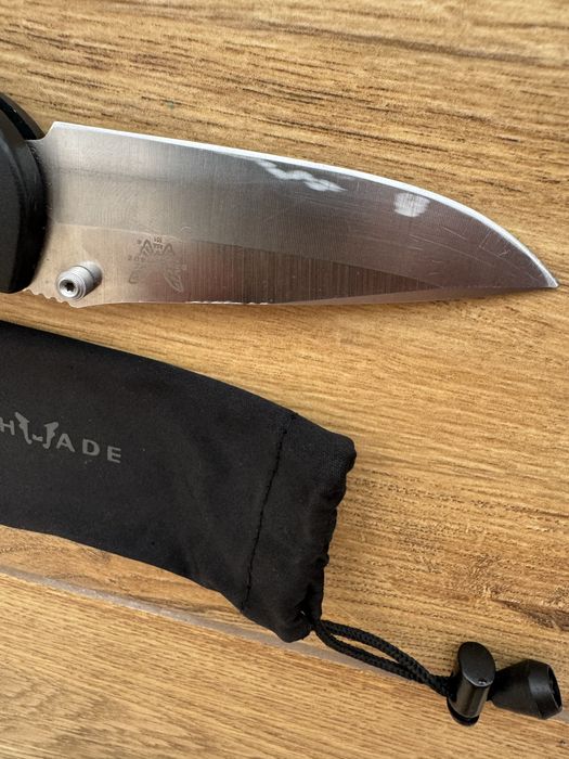 Ніж Bechmade griptilian
