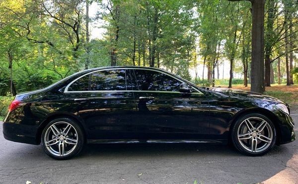 Аренда авто с водителем Мерседес Е класс/ свадебное авто/