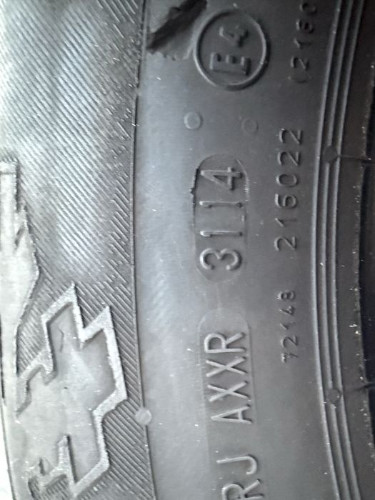 Continental CrossContact Winter  235/60R17