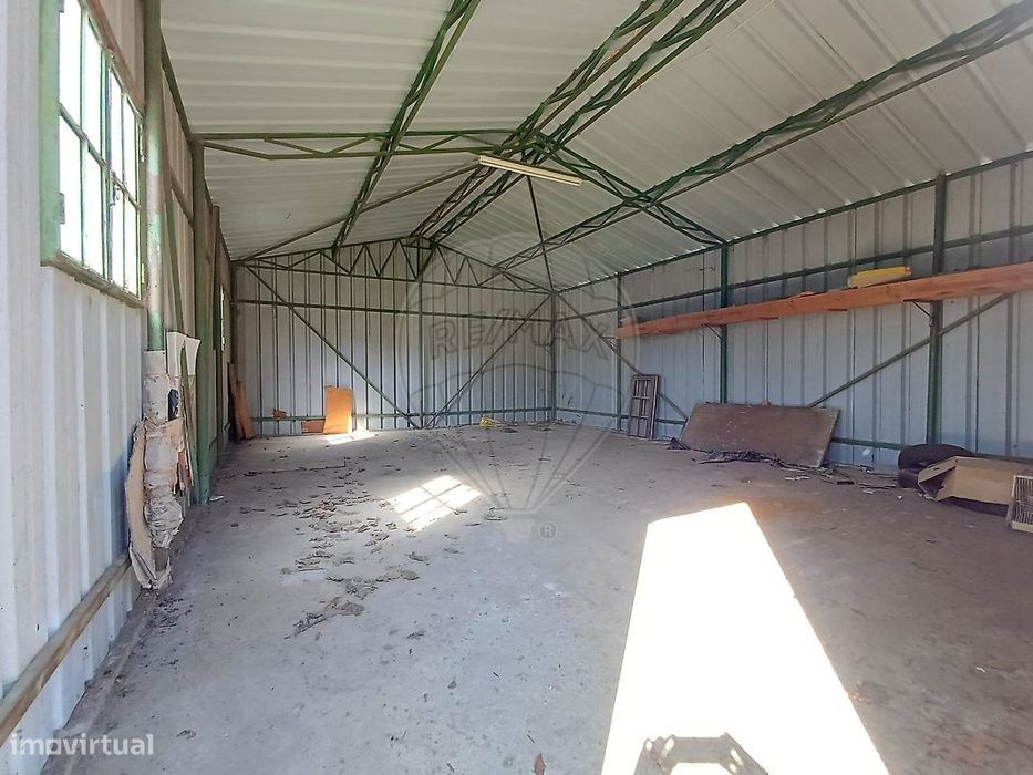 Moradia T4 para venda