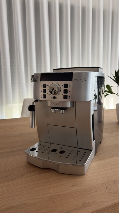 Delonghi Magnifica S