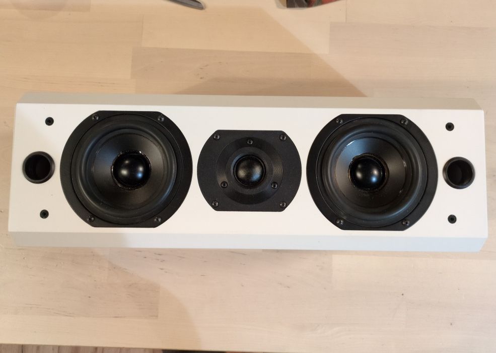 Zestaw Hi-Fi Kolumny 2+1: T+A PULSAR TAR 400E +TAV 500 /2x60W+80W/4 om