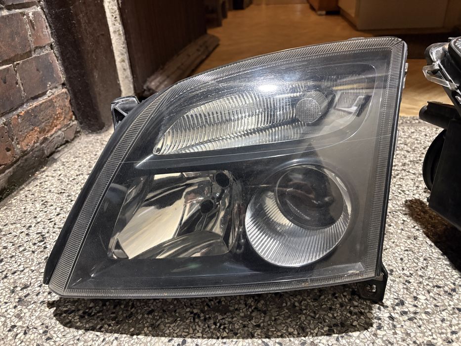 Lampy Opel Vectra C GT