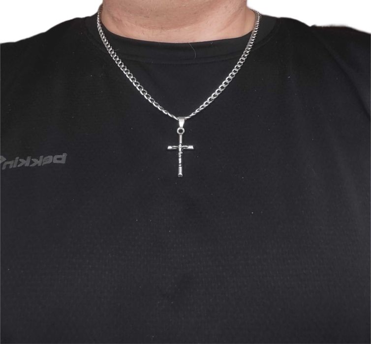 Naszyjnik Pancerka 55 cm 5,2 mm + Krzyżyk 4x2 cm Stal + Czarne Pudełko