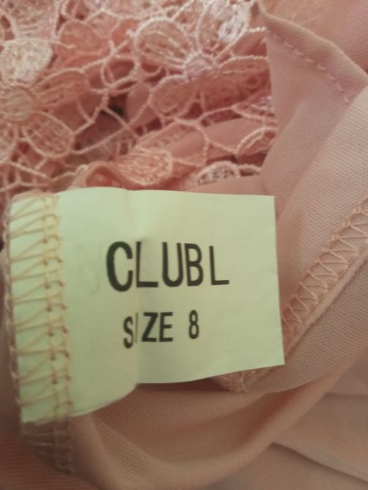 Śliczna sukienka,długa z koronką r.38-40