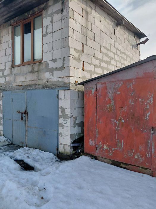 Двоповерховий Гараж приватизований з документами