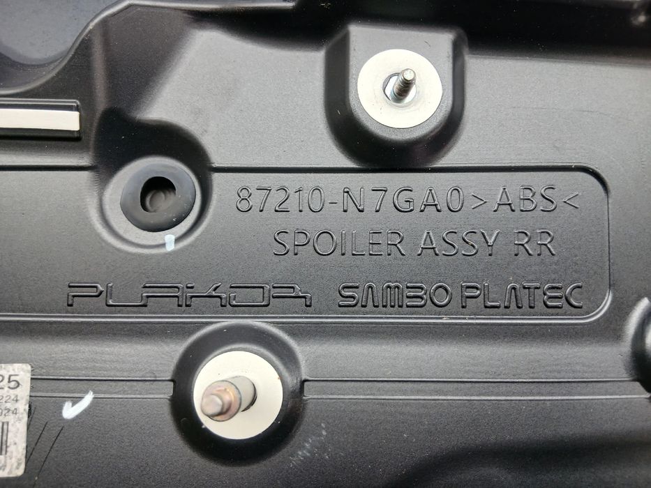 Spoiler / aileron da tampa da mala HYUNDAI Tucson (NX4E)