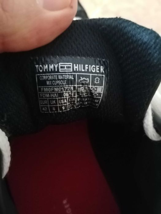 Ténis Tommy Hilfiger 42,5