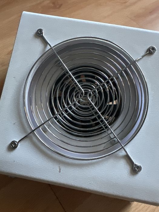 Витяжка для манікюру і педикюру Teri в наборі з підставкою і подарунок