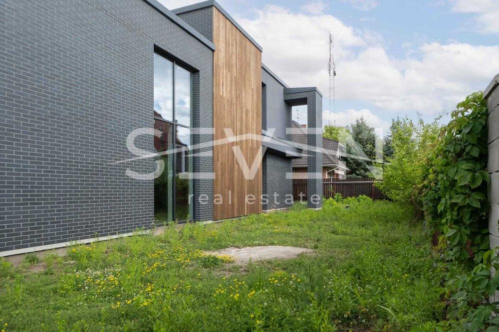 Продаж будинок 256 м2 ділянка 30 соток Конча Заспа Дамба Козин