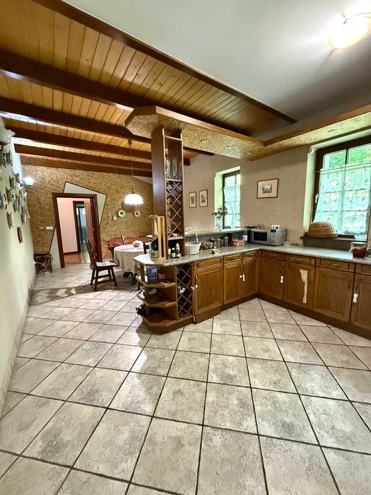 Продаж заміський будинок 450м2 15 сот.землі Брюховичі р-н рест. Байка