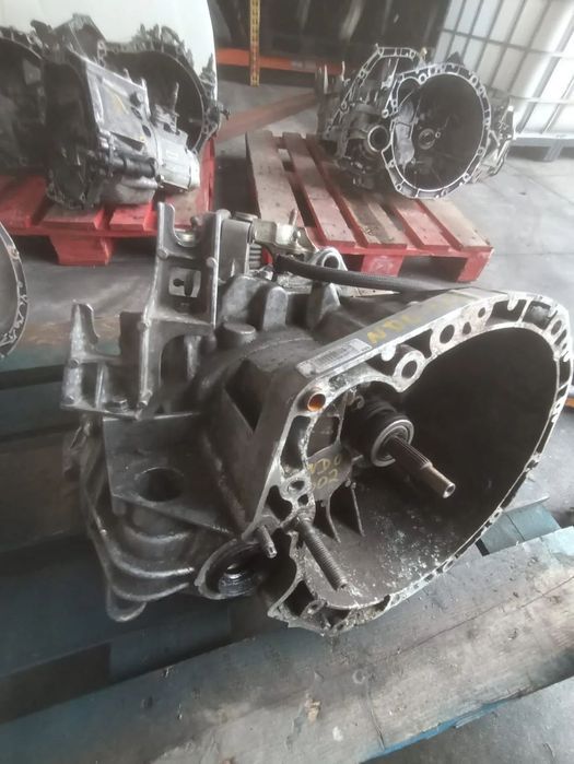 Caixa Velocidades ND0 002 RENAULT SCENIC 1.9DCI DIESEL 5V
