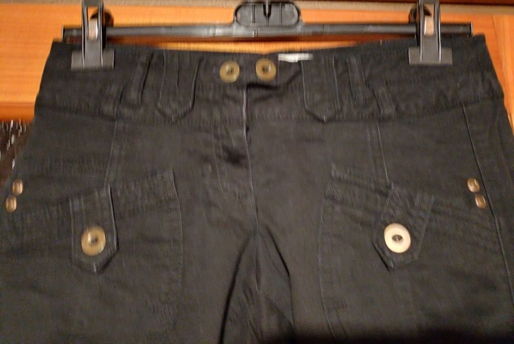 Bermudy / Spodnie za kolano damskie Promod czarne rozm. 36