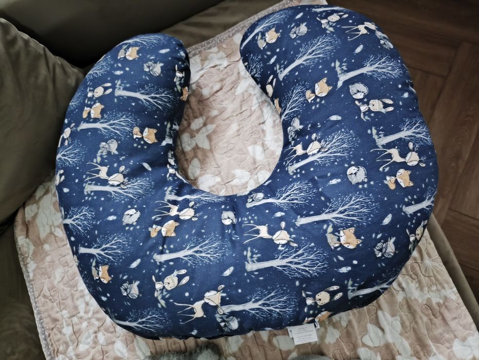 Poduszka rogal do karmienia