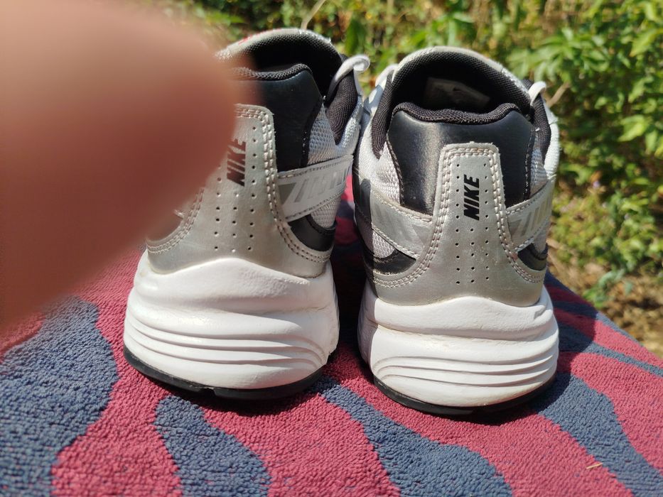 Кросівки Nike Initiator Men's Running Silver/Red/Blk, оригінал.
