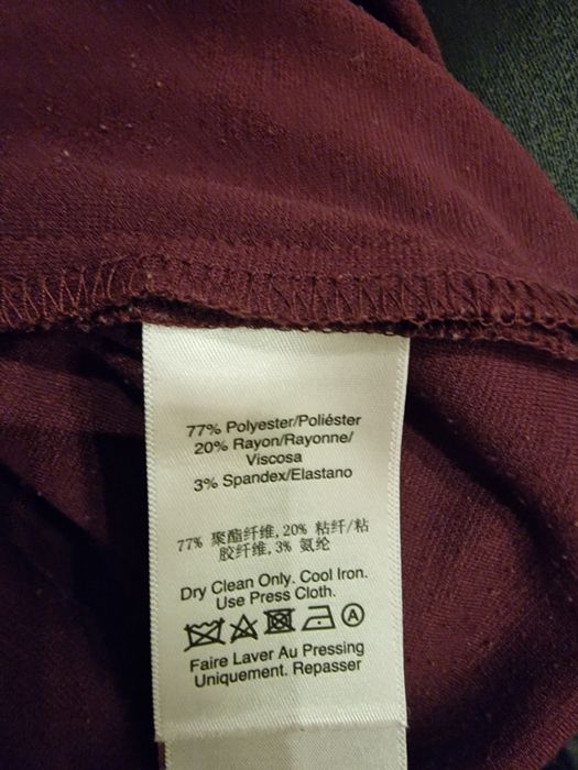 Sprzedam sukienkę DKNY bordowa z marszczeniami