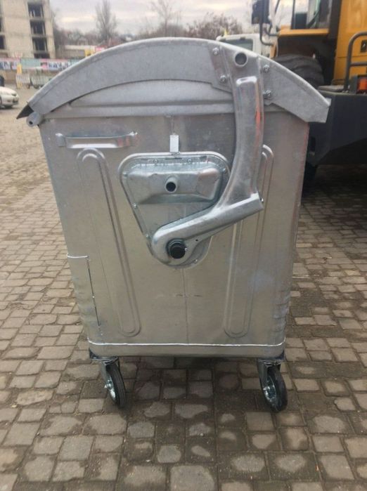 Оцинкованные и пластиковые контейнеры / мусорные баки /