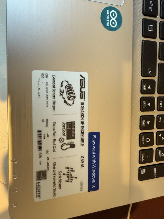 ASUS X555L  i3 4gb ram