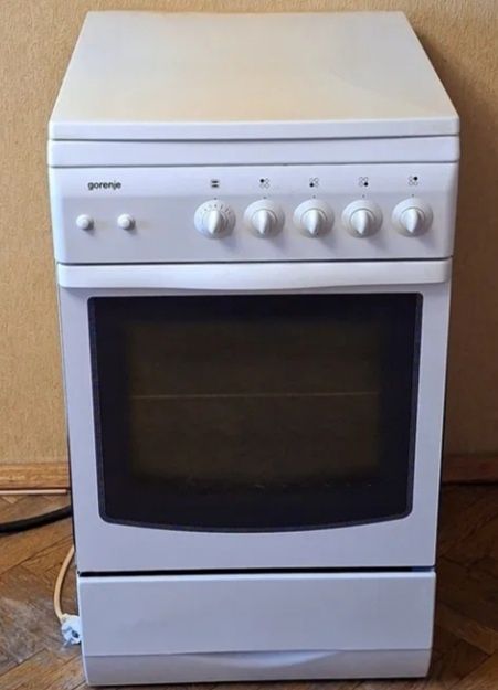 Продам  газовую плиту