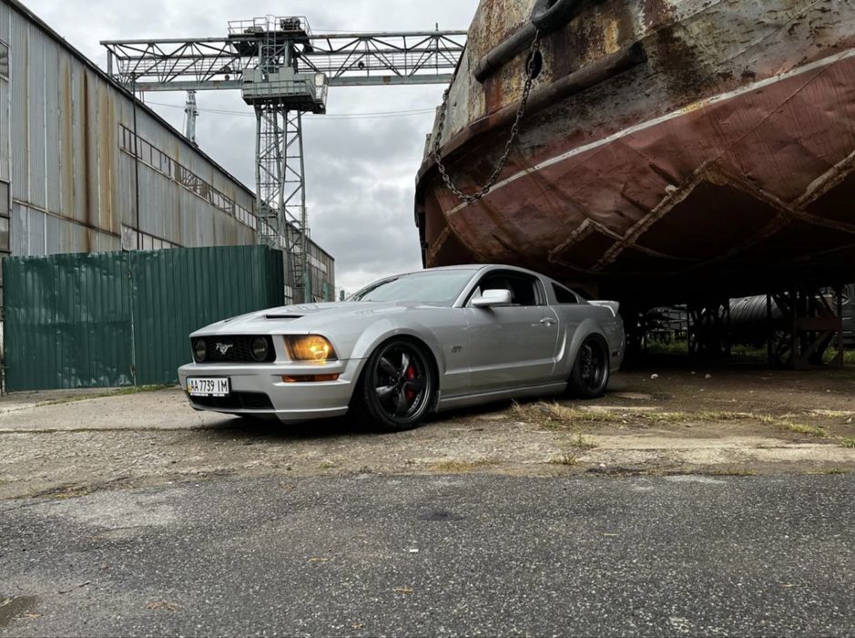 Ford mustang, saleen компрессор, пневмопідвіска