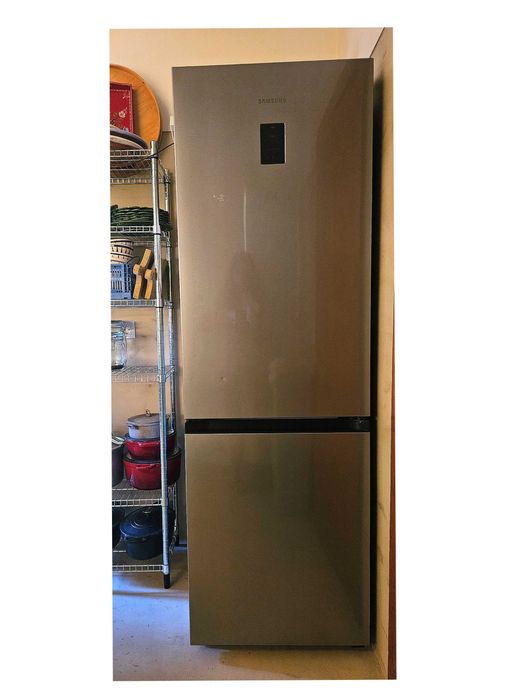 Frigorífico combinado Samsung RB34T672DSA