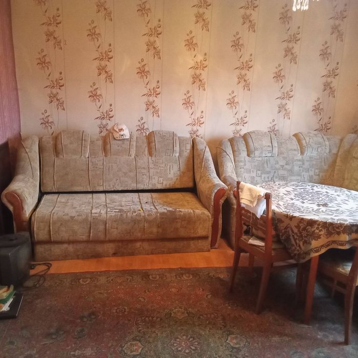 Продам Два будинки в одному.дворі!