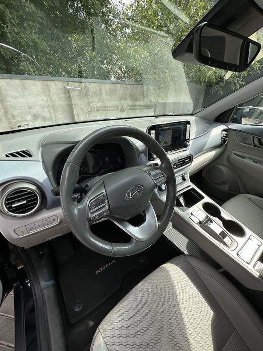 Hyundai kona электро кар в идеальном состояние
