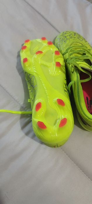 Chuteiras Skechers 36