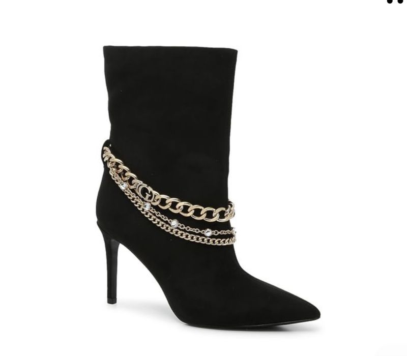 Ботинки від Guess