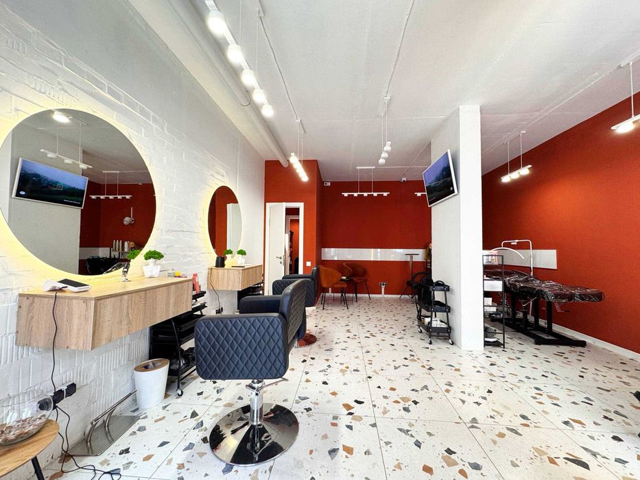 Продаж готового бізнесу — салон краси, вул. Малоголосківська, 32