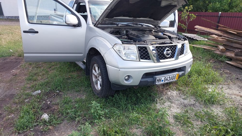 Nissan Navara  для ЗСУ 2.5 механіка