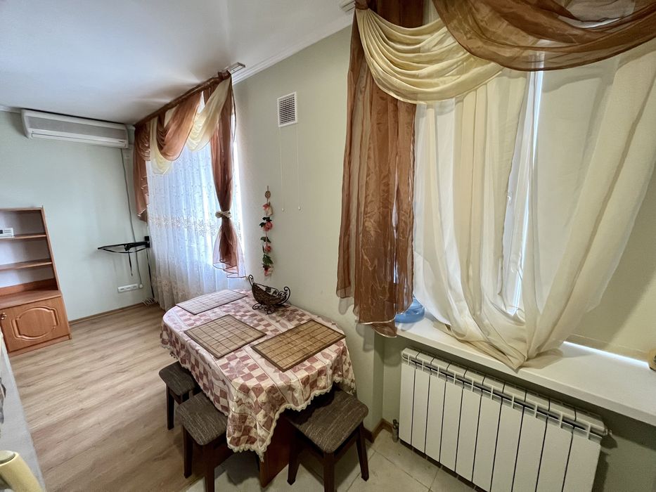 Оренда  2 к.к. з індивідуальним опаленням вул. Шосейна, Центр.