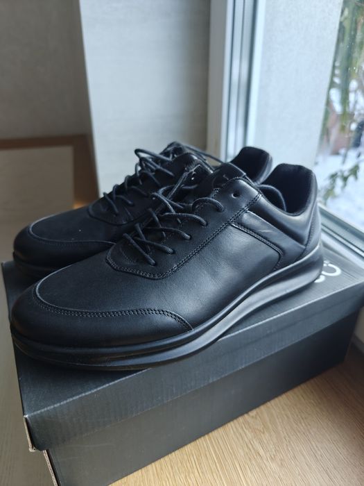 Nowe buty Ecco Aquet skórzane, rozmiar 42