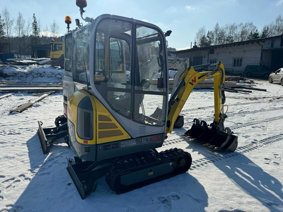Wynajem wypożyczenie Minikoparki Wacker Neuson, Takeuchi, wiertnica