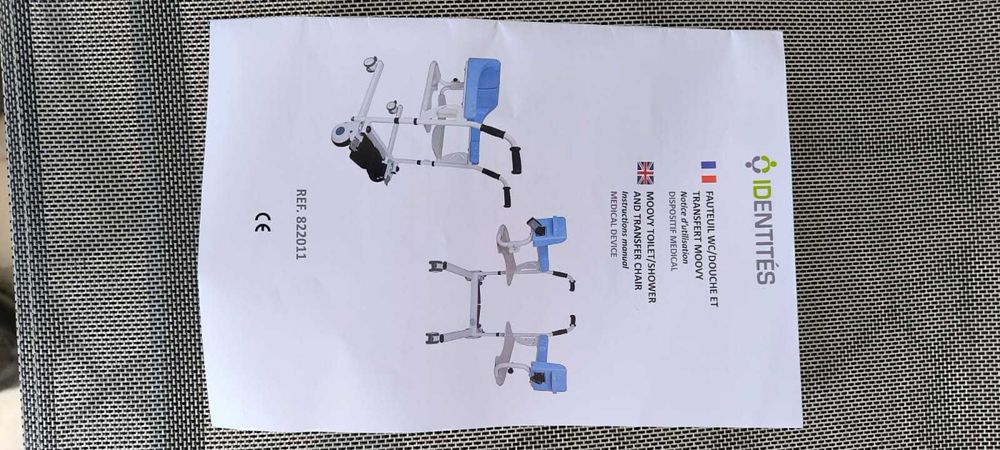 Cadeira sanitária NOVA.