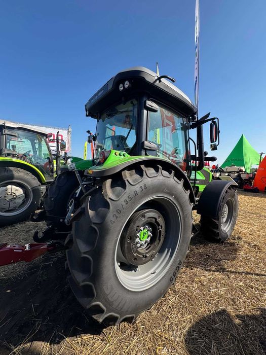 Трактор DEUTZ-FAHR 5115 ДОЙЦ ФАР Кейс Клас Джон дір Масей