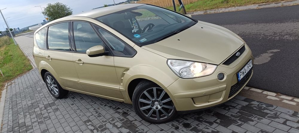 Ford S-Max