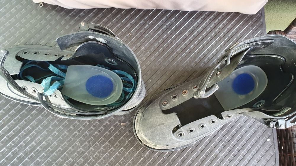 Rolki agresywne Roches 5th element
But roces bez kółek 

Używane, komp