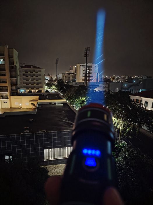 YEMAO YM G- 634-1  L. Tática Superpotente com Led TG 40w