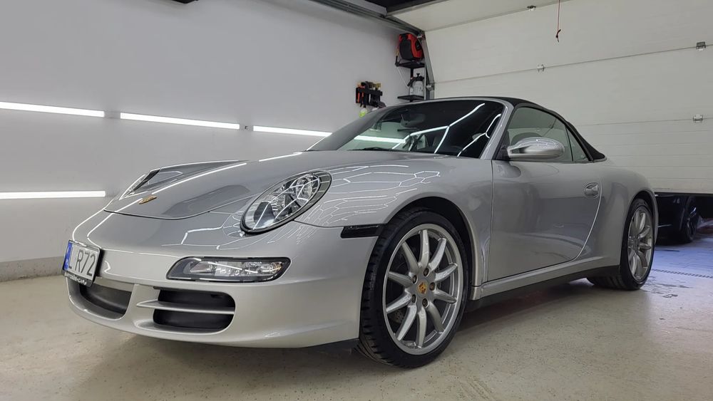 Porsche 911 Carrera 4