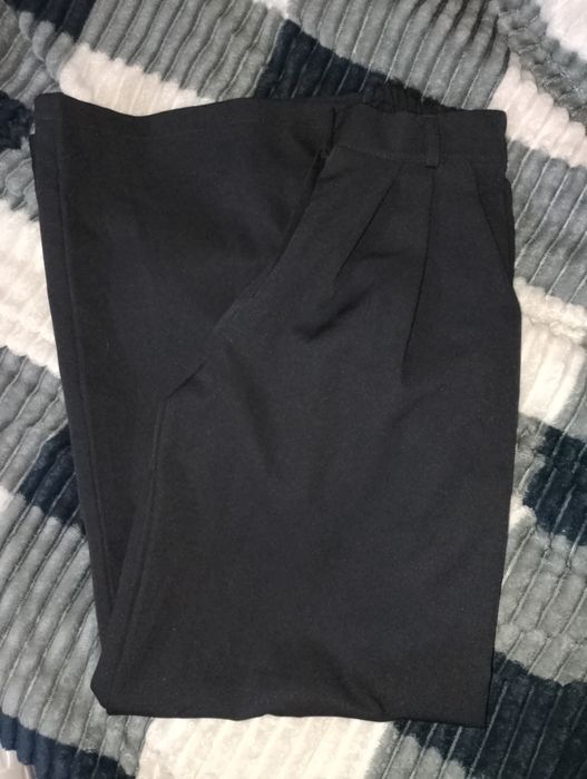 Класичні чорні брюки