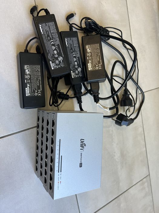 Uniquiti Unifi switch PoE 8 portow - US-8-60W