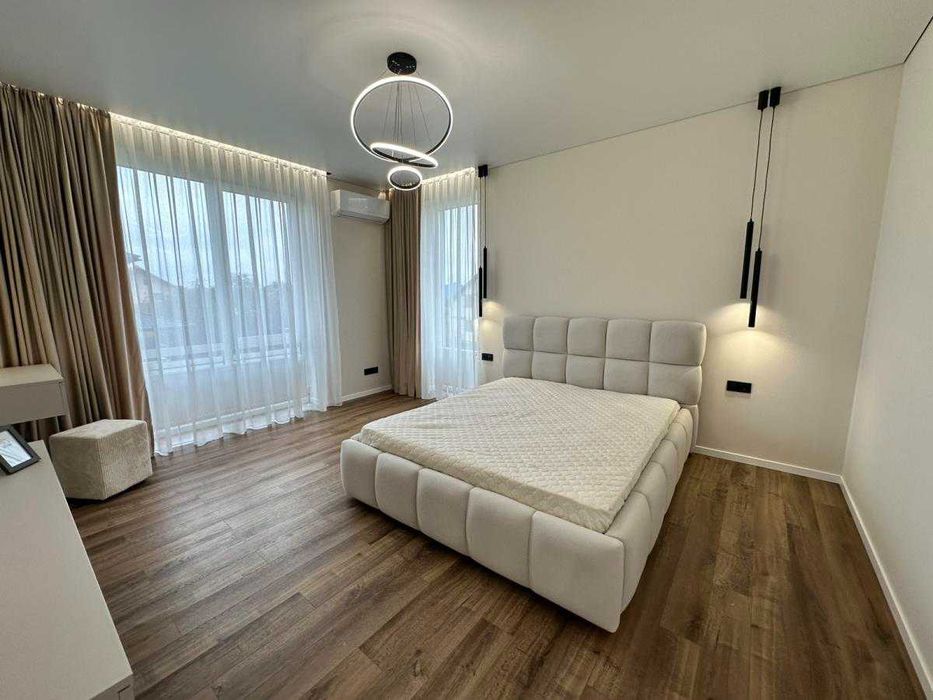 Газифікований будинок з дизайнерським ремонтом, Крихівці